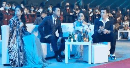 楊冪與天佑的最新消息，星光璀璨，引領(lǐng)潮流