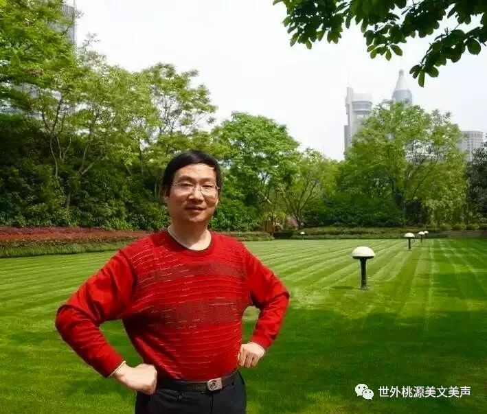 歐陽小文，最新詩迷的預(yù)測與展望
