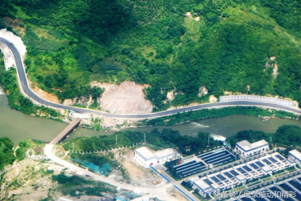 織普高速公路最新照片，展現(xiàn)現(xiàn)代化交通建設(shè)的壯麗景象