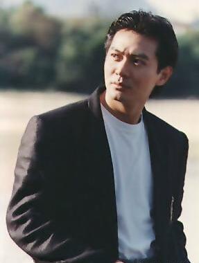 關(guān)于紅一角香煙的歷史變遷與最新市場價(jià)值——以1962年紅一角為例