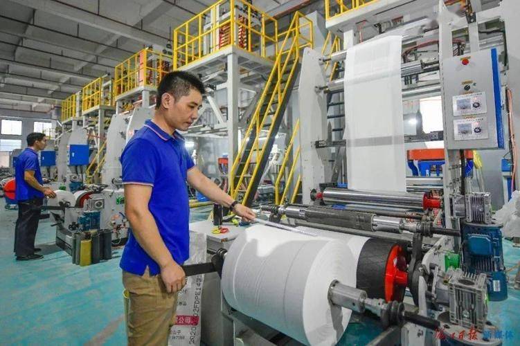 鄭州吹膜工最新招聘，行業(yè)現(xiàn)狀、職業(yè)前景與人才需求